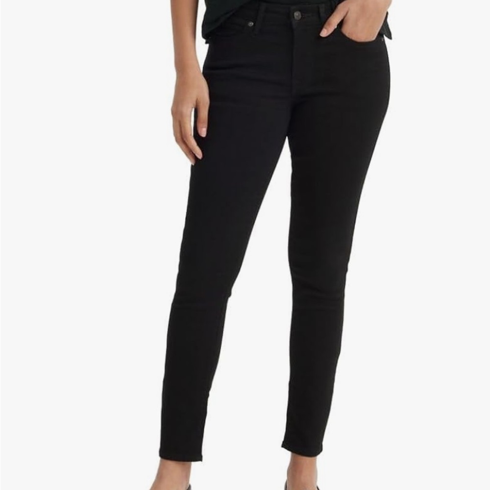 Levi’s 710 Super Skinny Jeans in Black Galaxy Size 26